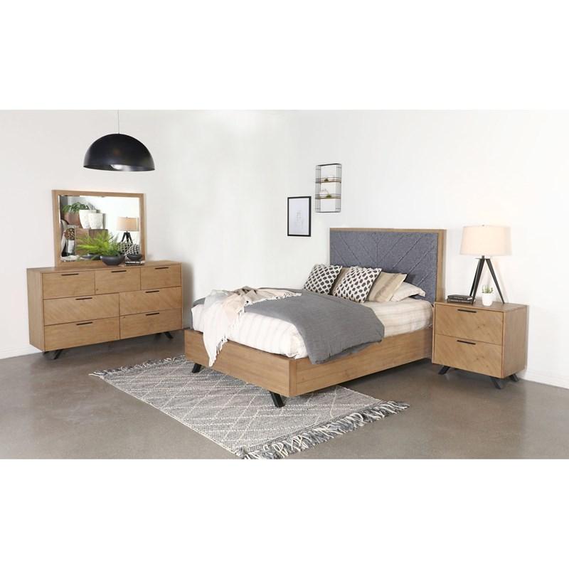 Coaster Furniture Taylor 223421Q-S4 6 pc Queen Panel Bedroom Set