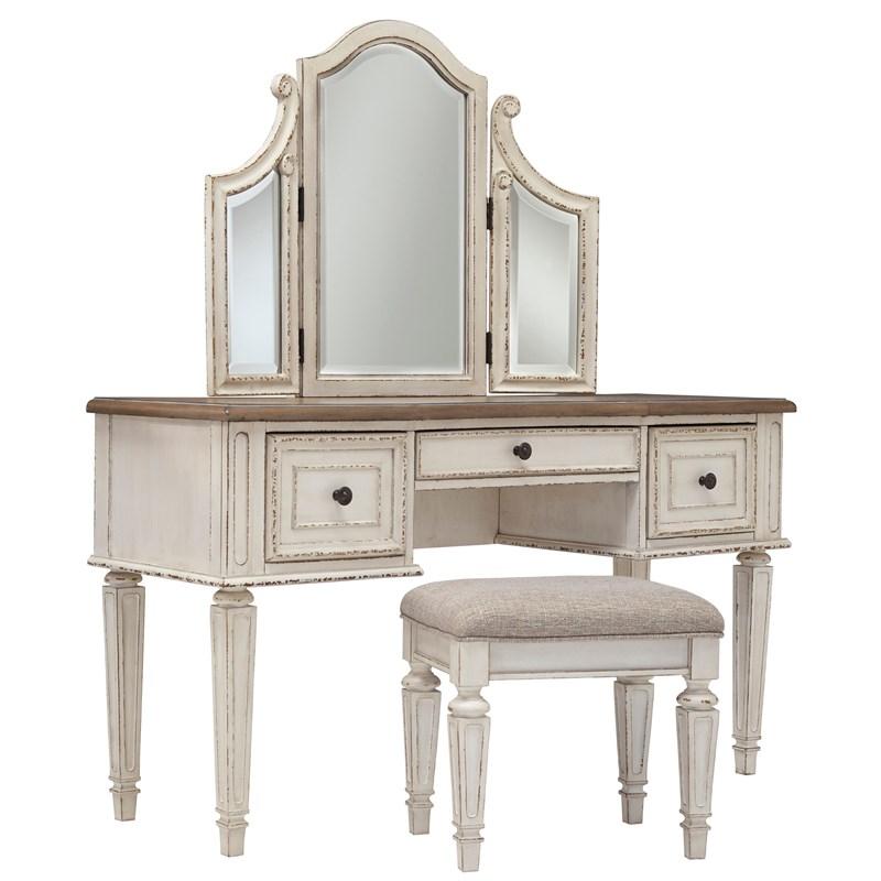 Large Picture of Realyn B743B58 10 pc King Upholstered Panel Bedroom Set