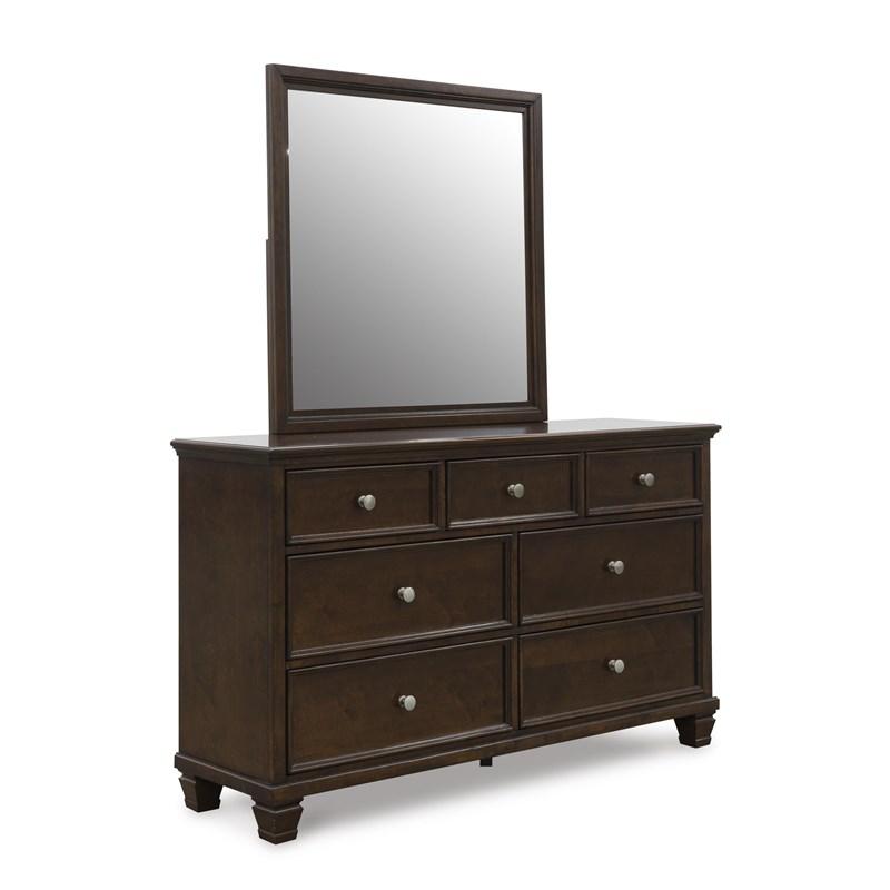 Large Picture of Signature Design by Ashley Danabrin B685B15 6 pc Queen Panel Bedroom Set