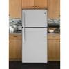 30-inch 18 cu. ft. Top Freezer Refrigerator (GTS18FSLKSS) image 4