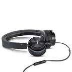 AKG Y 40 (B)