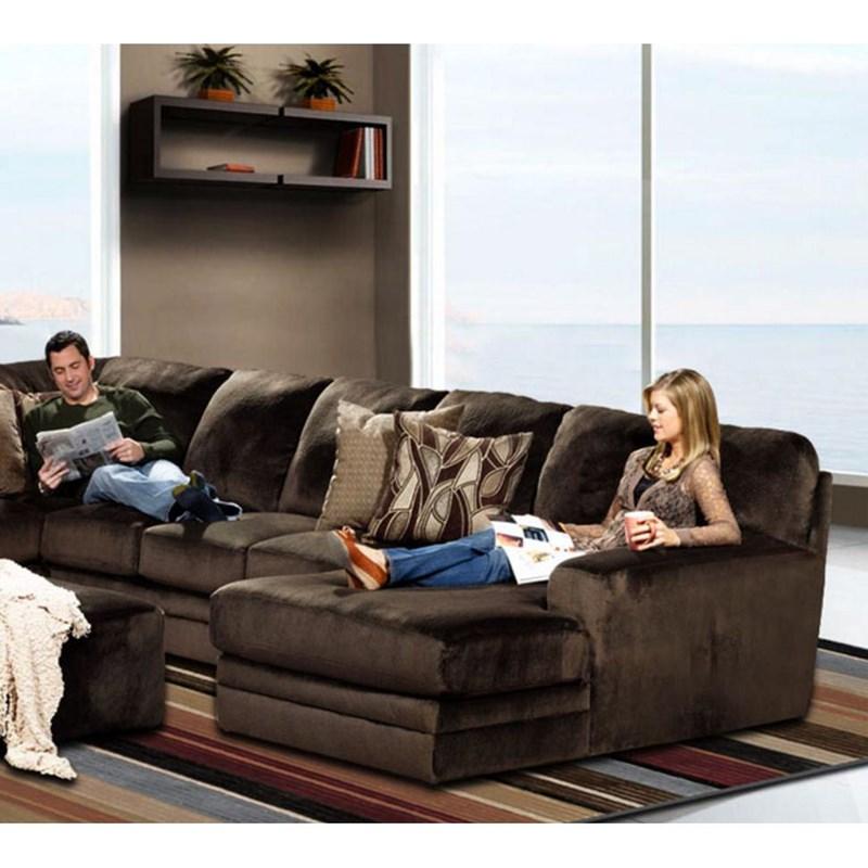 Large Picture of Jackson Furniture Everest 4377-76 - Chocolate