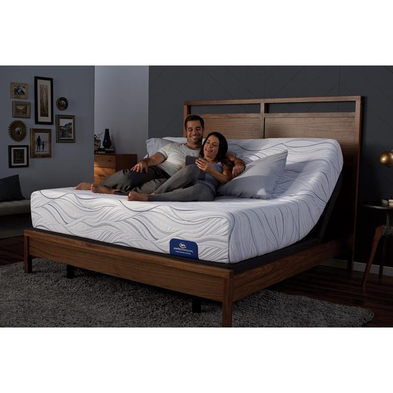 Large Picture of Serta Southpoint Plush Mattress Set (California King)