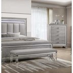 Crown Mark Vail B7200-4 Chest