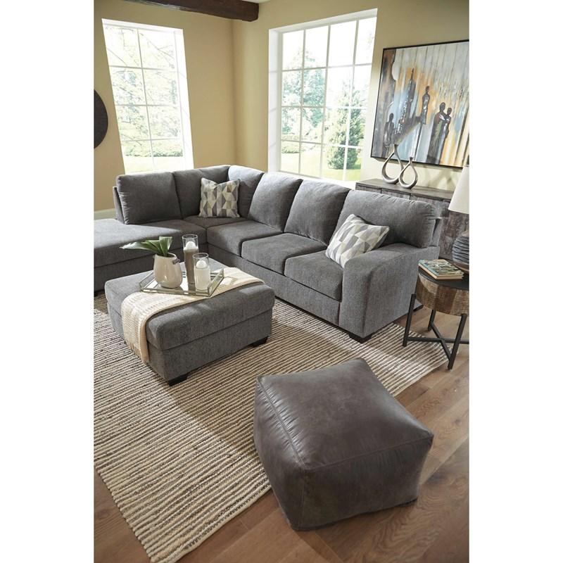 Large Picture of Benchcraft Dalhart 85703S1 2 pc Sectional with Chaise
