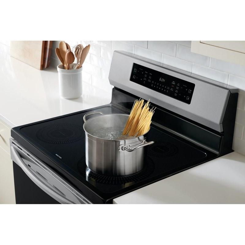 30-inch Freestanding Induction Range with True Convection Technology (GCRI3058AF) image 9