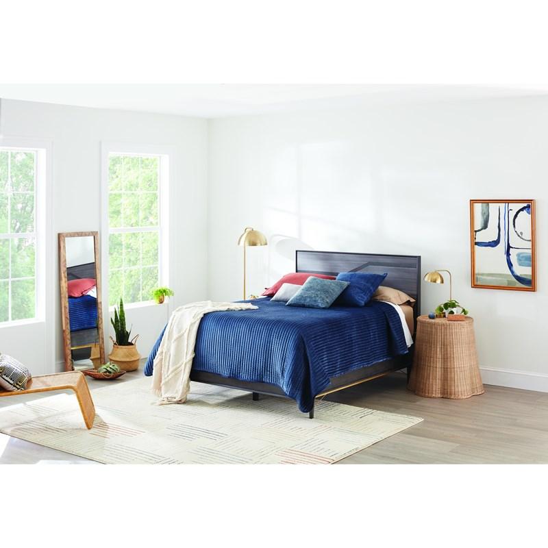 Large Picture of Serta CF3000 Medium Hybrid Mattress Set (Queen)