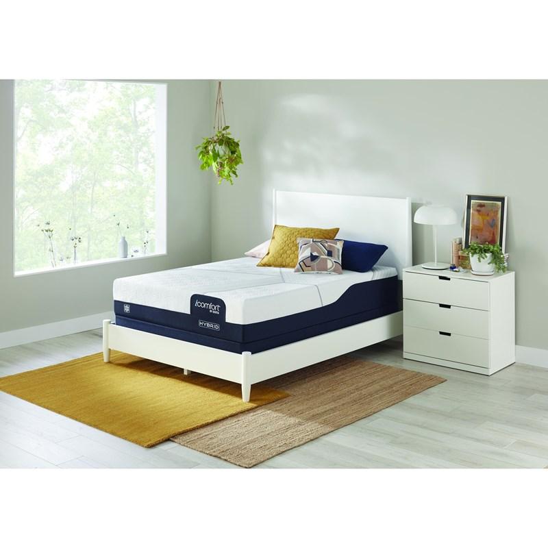 Large Picture of Serta CF1000 Medium Hybrid Mattress (Full)