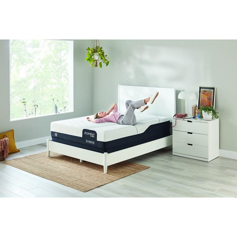 Large Picture of Serta CF1000 Medium Hybrid Mattress Set (Full)