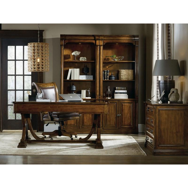 Large Picture of Hooker Furniture 5323-10446 Tynecastle Bunching Bookcase