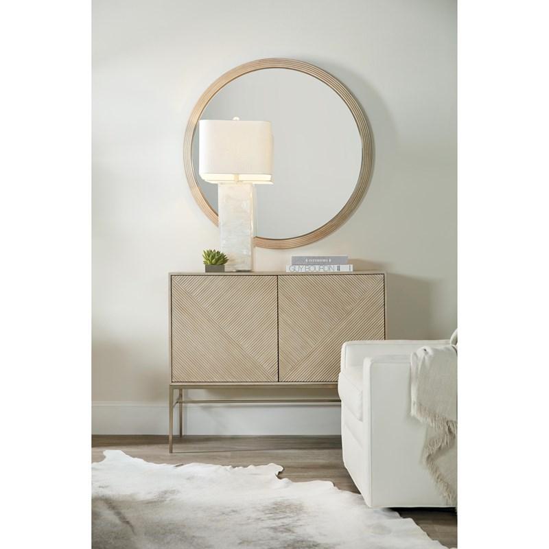 Large Picture of Hooker Furniture 6120-90007-05 Cascade Round Mirror