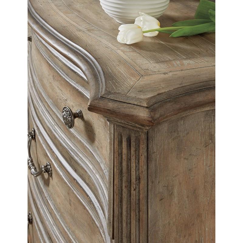 Large Picture of Hooker Furniture 5878-90017-80 Castella Bachelors Chest