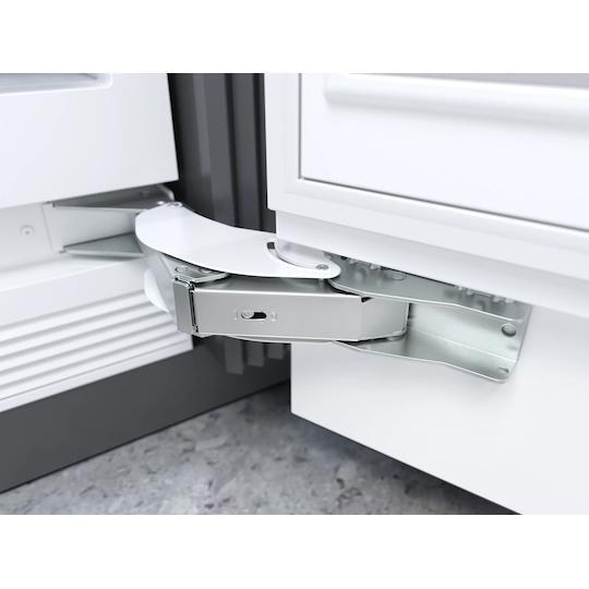 Large Picture of Miele F2812SF