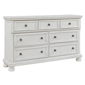 Signature Design by Ashley Robbinsdale B742-31 Dresser (Dressers - 7 Drawers)