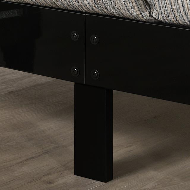 Large Picture of Furniture of America Magdeburg FOA7038BK-CK