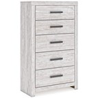 Signature Design by Ashley Cayboni B3788-46 Five Drawer Chest