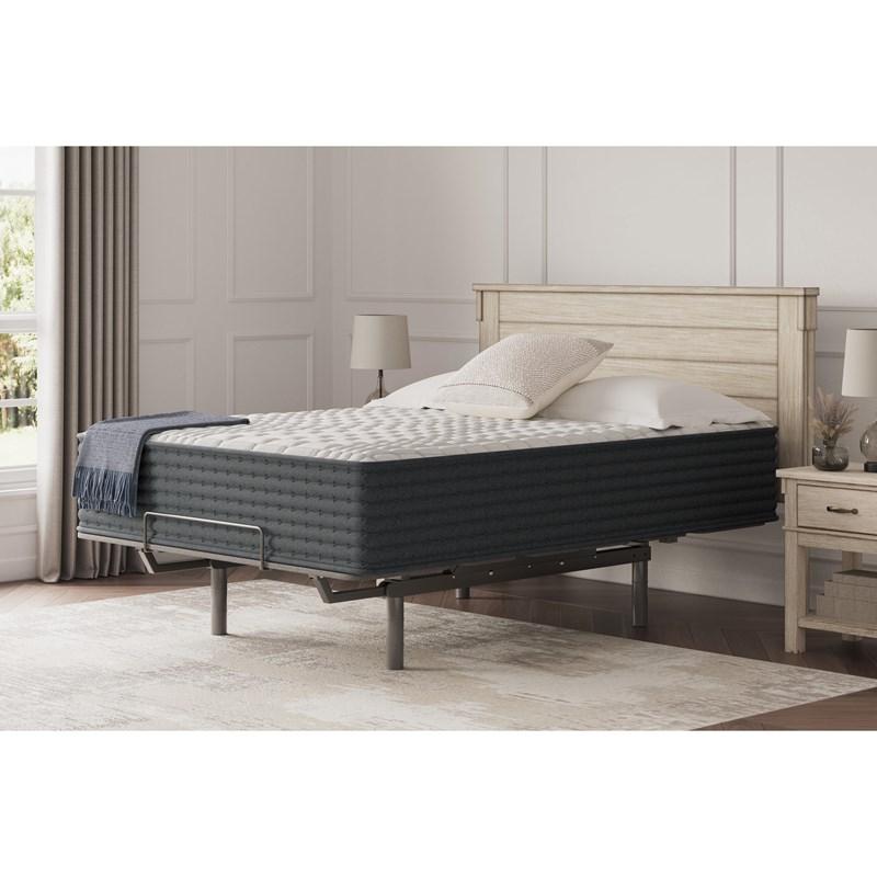 Large Picture of Sierra Sleep Hybrid 1300 M43631 Queen Mattress