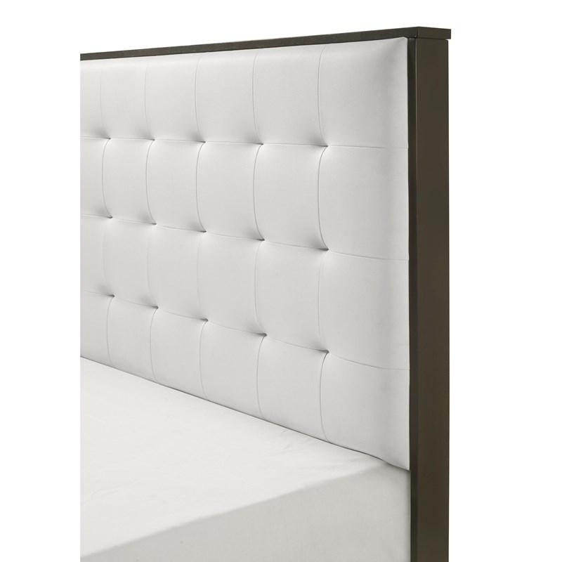 Large Picture of Crown Mark Sharpe B4100-K King Bed