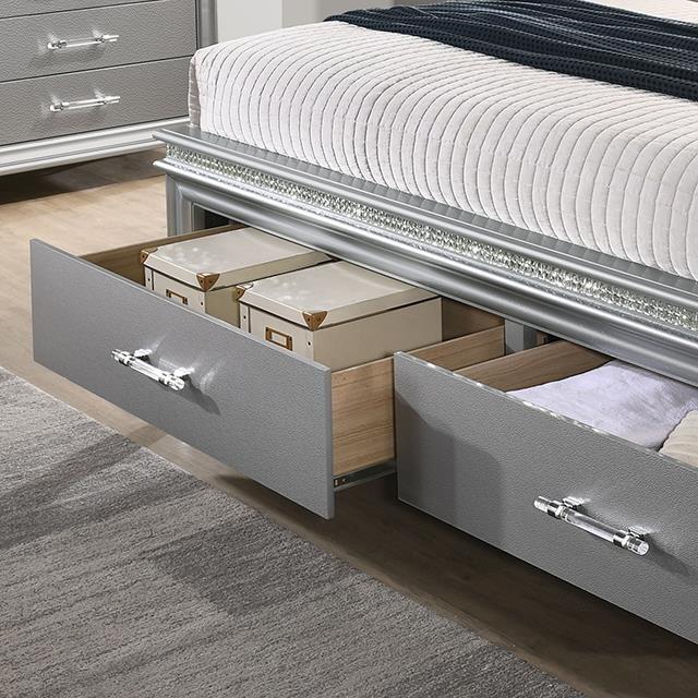 Large Picture of Furniture of America Maddie CM7899SV-Q Queen Bed