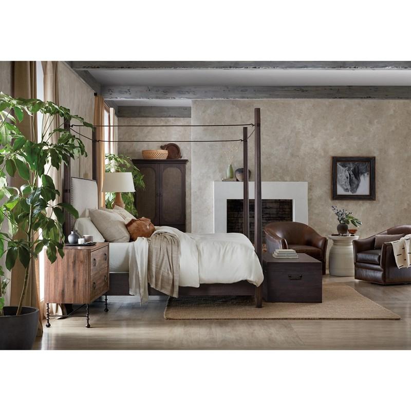 Large Picture of Hooker Furniture 6700-90213-98 Big Sky Small Wardrobe