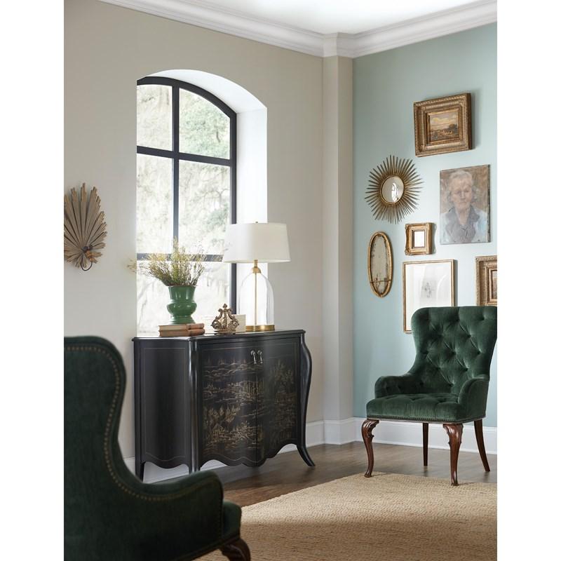 Large Picture of Hooker Furniture 6750-75500-37 Charleston Host Chair