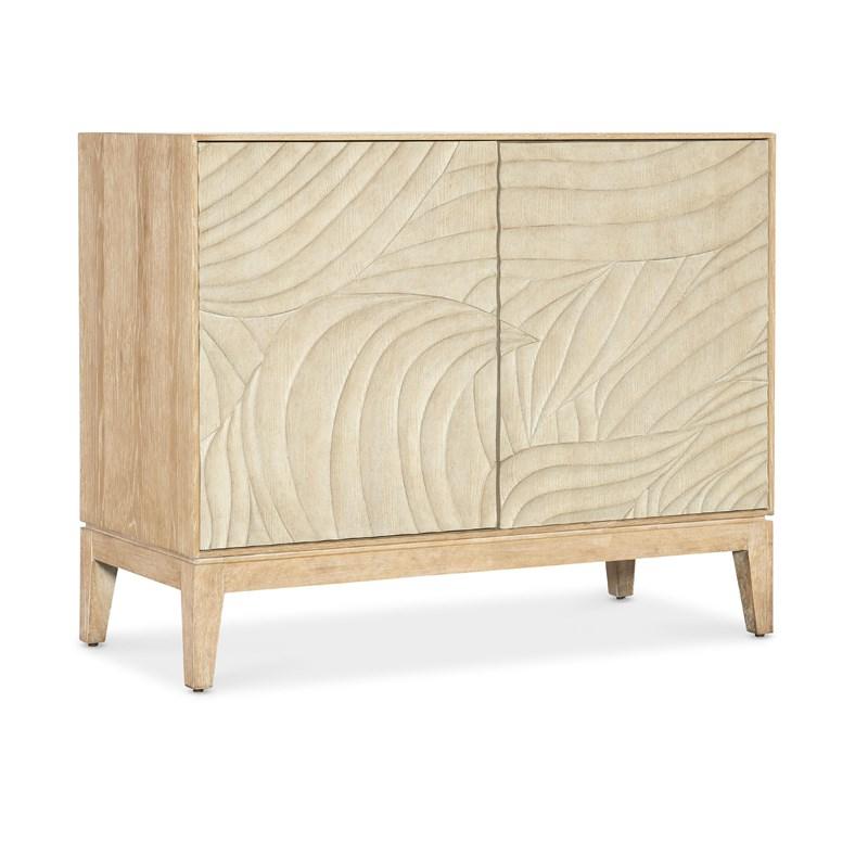 Hooker Furniture 6950-90215-80 Retreat Carved Nightstand