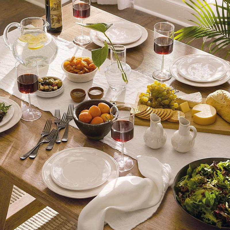 Large Picture of Hooker Furniture 6952-75217-80 Vineyard Row Rectangle Dining Table with Two 20-inch Leaves