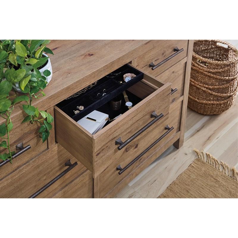 Large Picture of Hooker Furniture 6952-90002-80 Vineyard Row Seven-Drawer Dresser