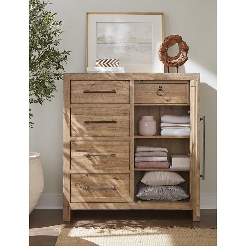 Large Picture of Hooker Furniture 6952-90010-80 Vineyard Row Four-Drawer Door Chest