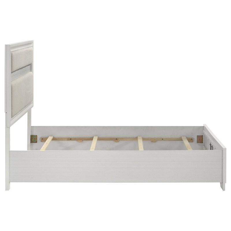 Large Picture of Coaster Furniture Miranda 205110Q 54-inch Upholstered Queen Panel Bed - White