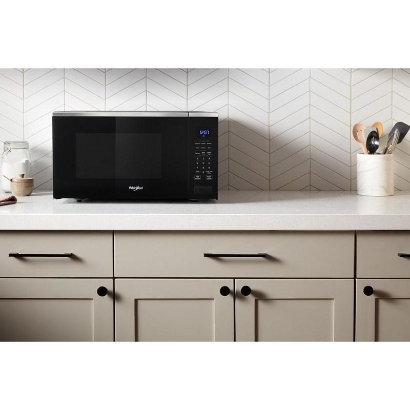 Large Picture of Whirlpool YWMCS7022SS
