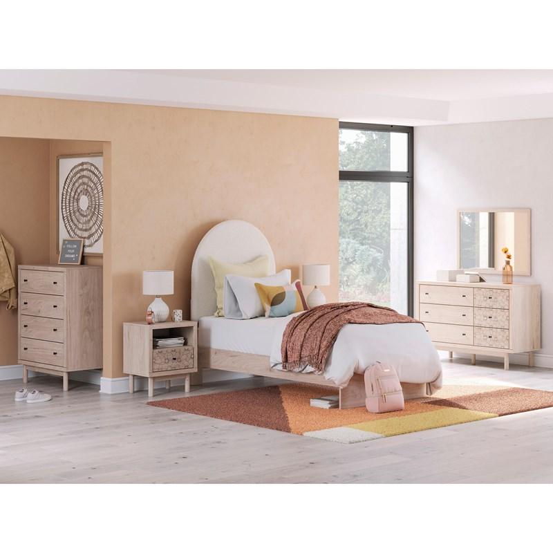 Large Picture of Signature Design by Ashley Arloster PCB1566-244 Four Drawer Chest