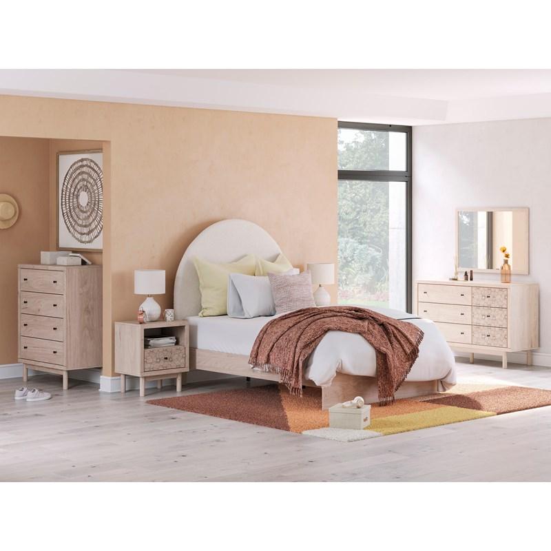 Large Picture of Signature Design by Ashley Arloster PCB1566B1 Dresser and Mirror