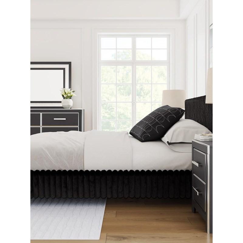 Large Picture of Signature Design by Ashley Zuraleus PCB3380B8 Queen Upholstered Bed