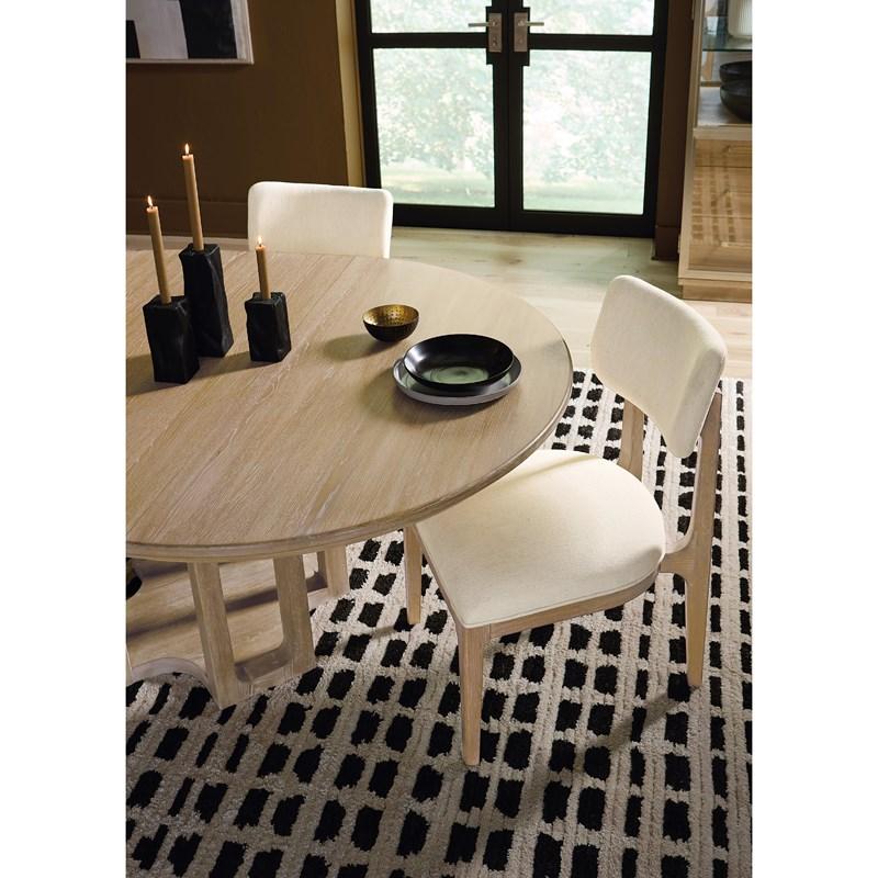 Large Picture of Hooker Furniture 6081-75201-82 Banyon Bay Round Dining Table with One 18-inch Leaf