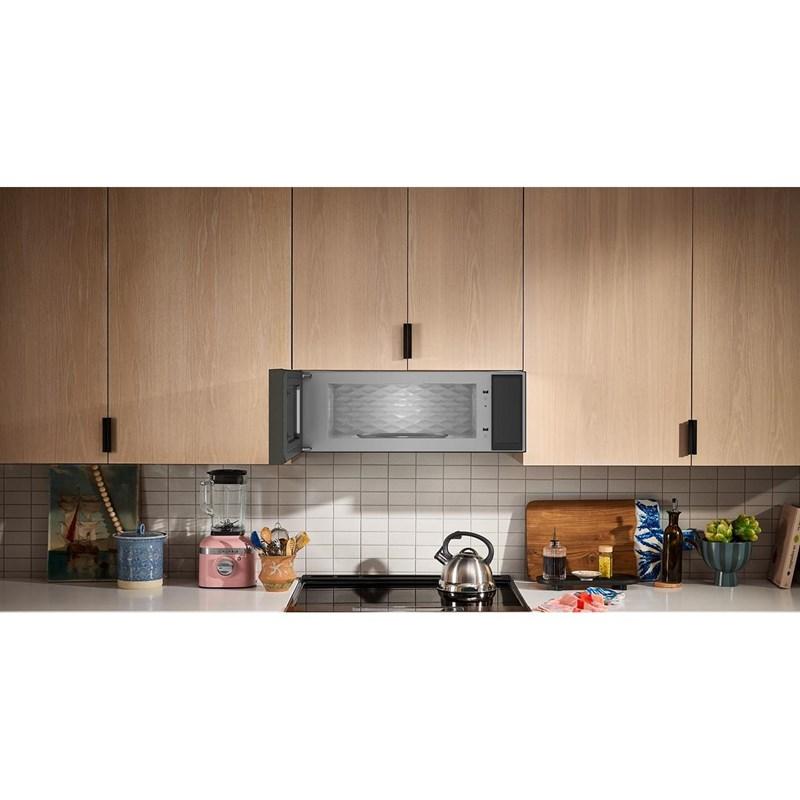 Large Picture of KitchenAid KMML550RBE
