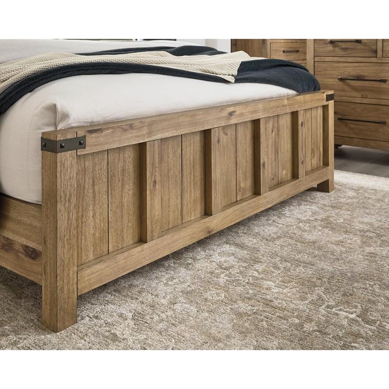Large Picture of Benchcraft Ridgester B858B7 California King Panel Bed