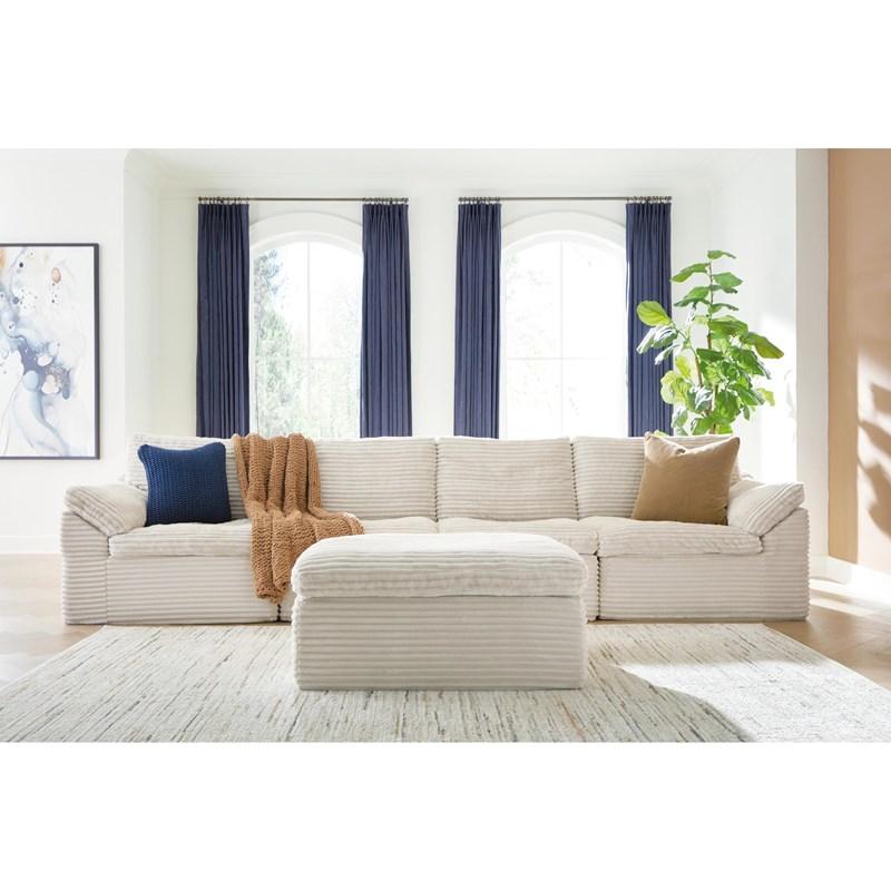 Large Picture of Signature Design by Ashley Fannin PC84304S1 4 pc Sectional with Ottoman