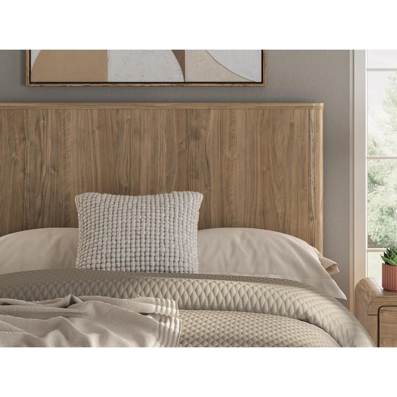 Large Picture of Signature Design by Ashley Dovander PCB1121B3 Full Panel Bed
